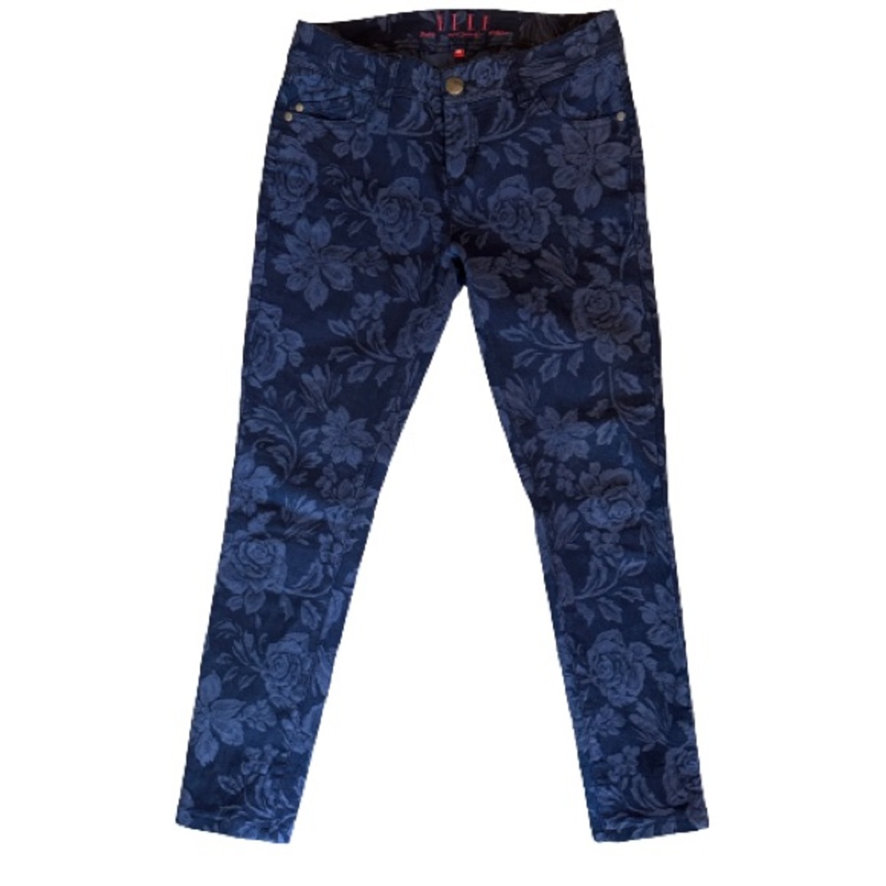 Elle women’s skinny jeans - like new